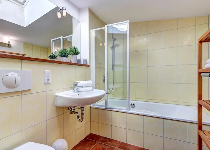 Ostseeresidenz Gorki- Park - 24 Mit Wellness Und Schwimmbad * ゼーバート・ヘリングスドルフ